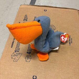 RARE/DISCONTINUED Ty "Scoop" Pelican 💛 Beanie Baby - Vintage 1996 with tags